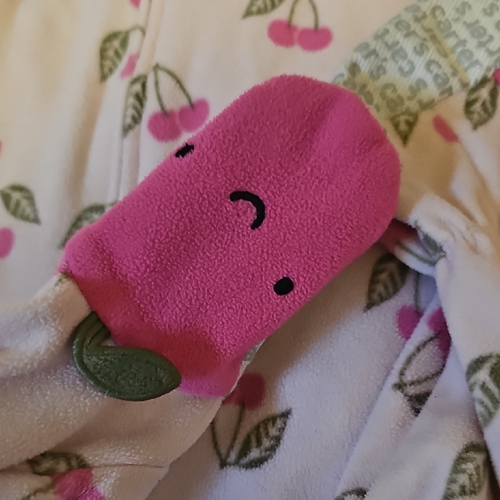 BOGO OFFER🎀 Cherry and Cupcake Kids Pajamas Set - Picture 4 of 7